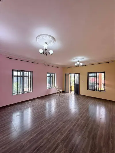 Appartement propre à Nkolfoulou