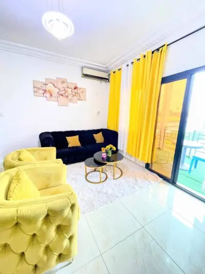BEAU STUDIO MEUBLE à BATTA NLONGKAK