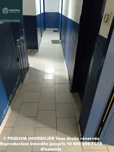 BUREAU 2 PIÈCES À LOUER — AKWA