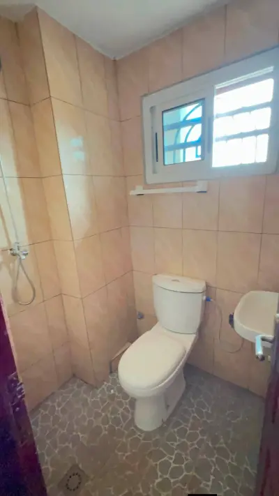 Chambre neuve à Messassi Yaoundé. 