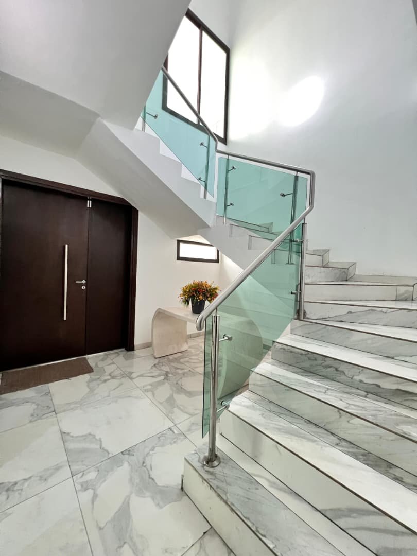 DUPLEX DE 06 PIECES EN LOCATION - COCODY RIVIERA BEACH