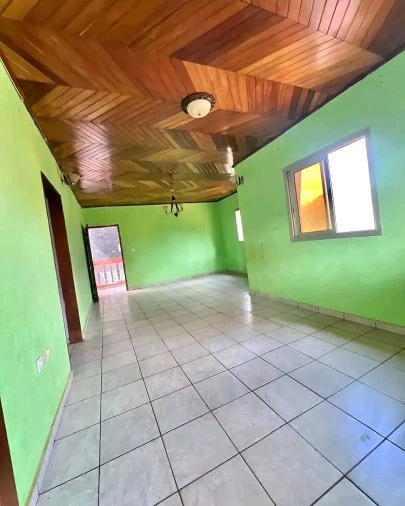 APARTEMENT  à MENDONG 