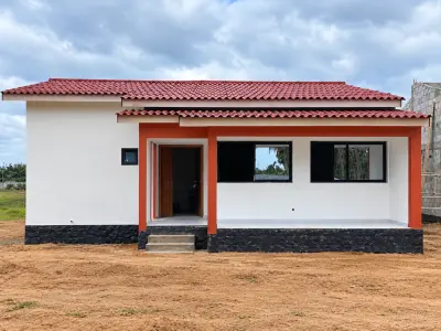 Villa basse de standing 4 pièces à Bassam
