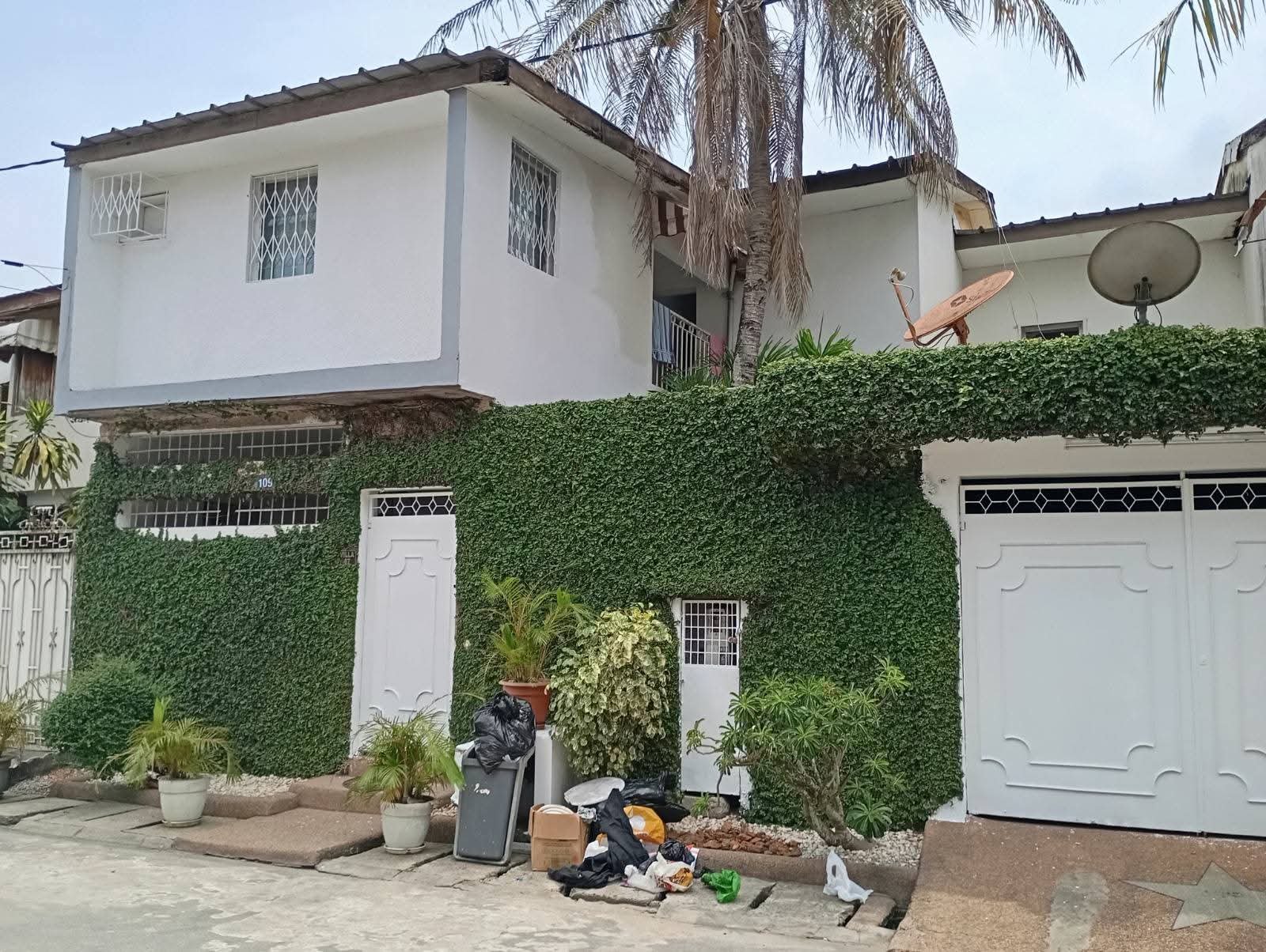 Très belle villa duplex à Angré 8è tranche en vente