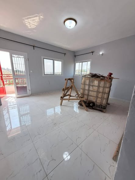 appartement neuf à louer à nkolfoulou 