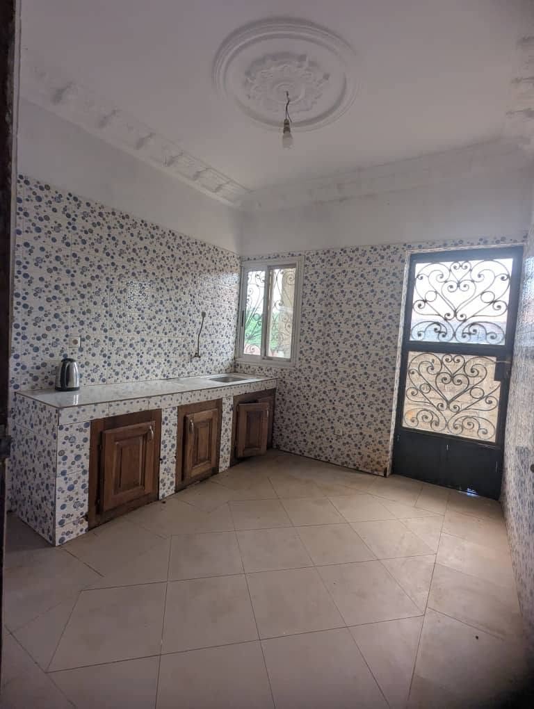 Magnifique Appartement avec parking, forage, prépayé à Nkolfoulou Yaoundé. 