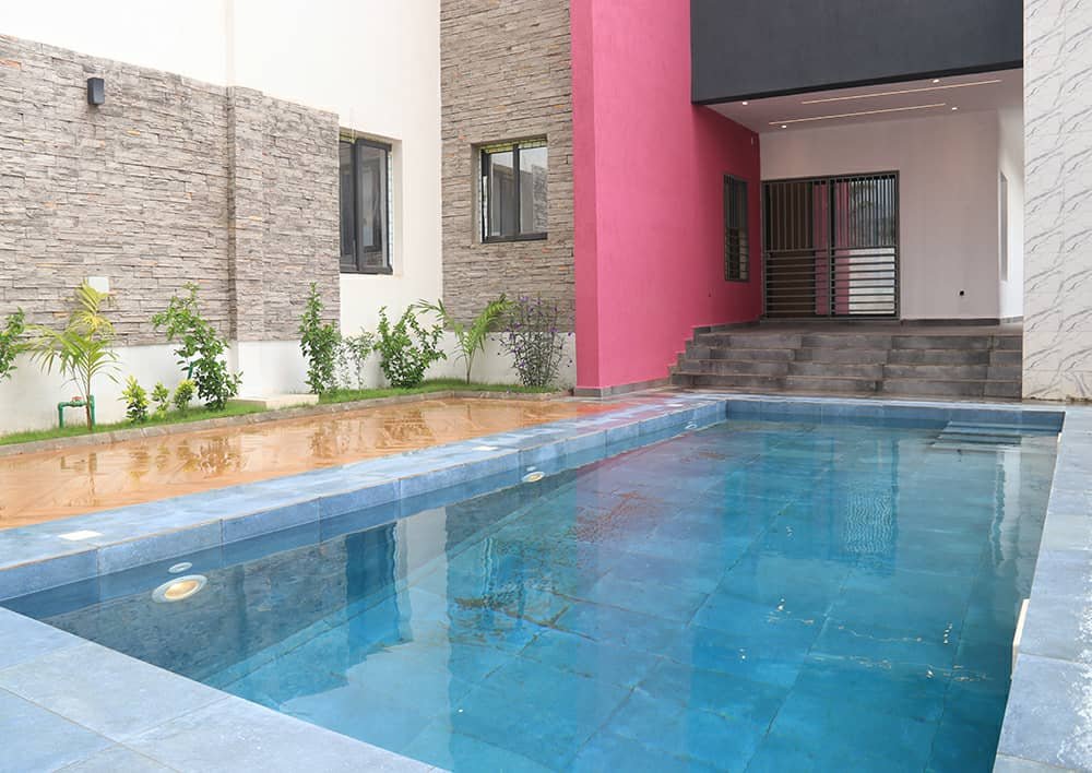 Sublime villa avec piscine à vendre à Kégué Emarito