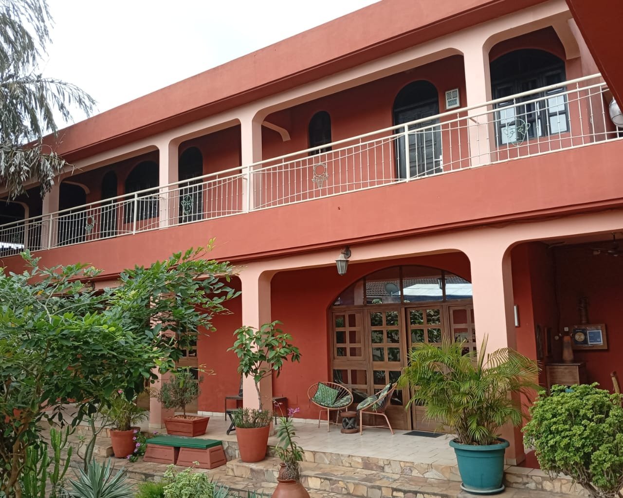 Villa à vendre au bord du goudron à Agoè Cacaveli 