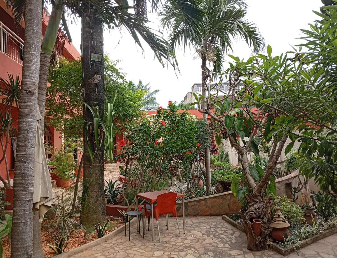 Villa à vendre au bord du goudron à Agoè Cacaveli 