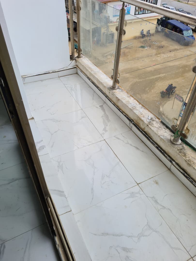 APPARTEMENT 3 PIECES A ANGRE CHU