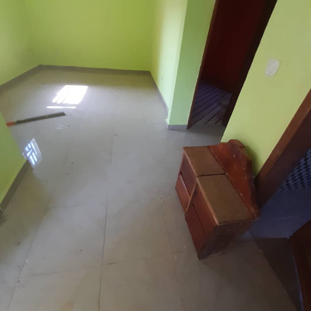 joli studio à nkoabang 