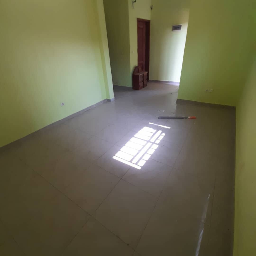 joli studio à nkoabang 