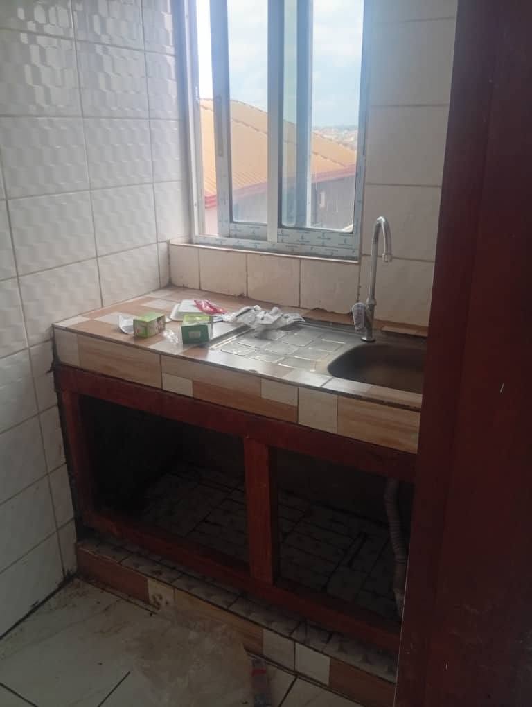 belle chambre à nkoabang 