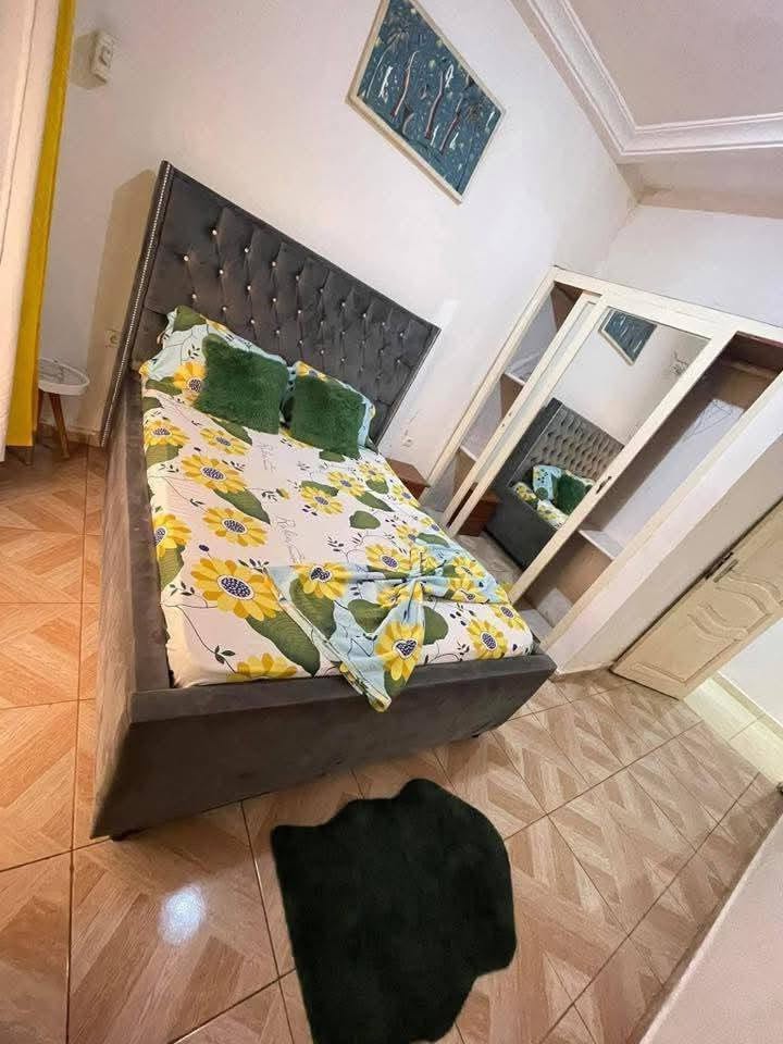 studio meublé à bata nlongkak