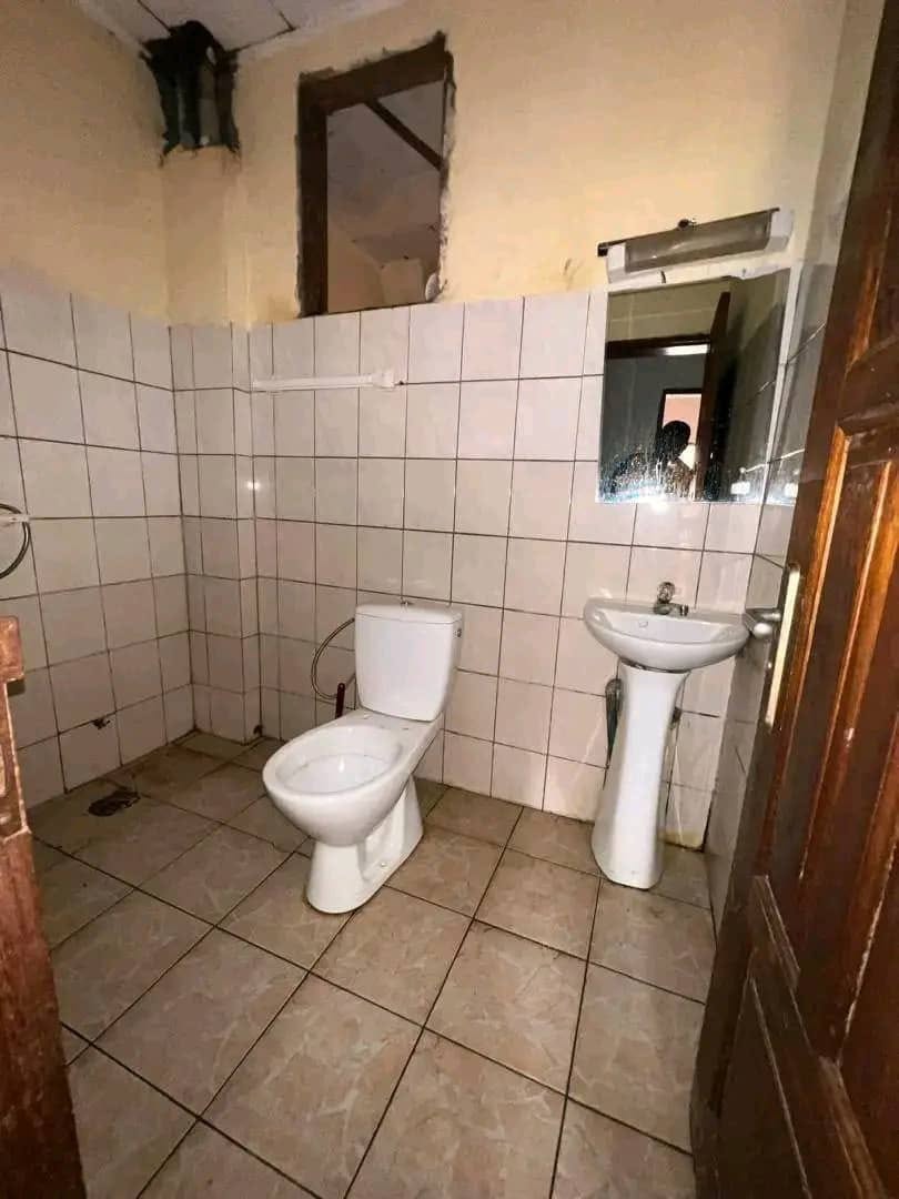 spacieux appartement à mendong 