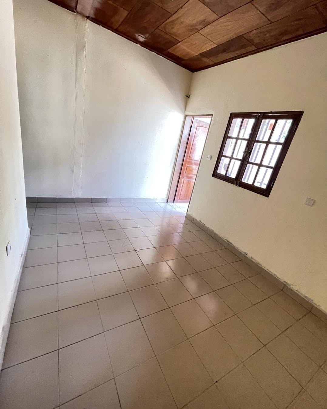 BEAU STUDIO A EMANA TRADEX 